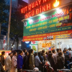 Vịt quay ngon Lạc Trung